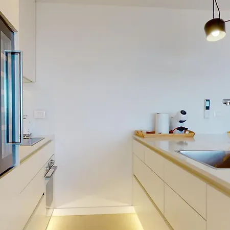 Ames Apartment *