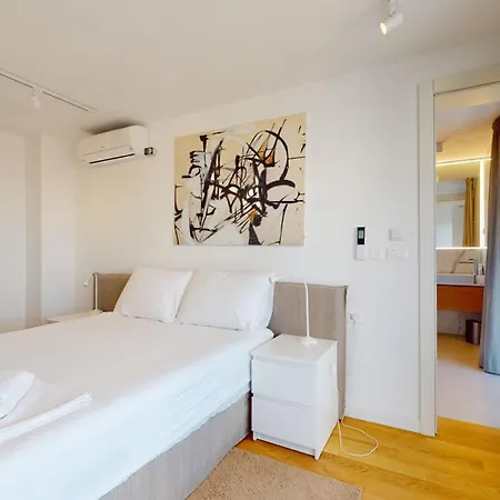 Ames Apartment
